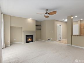 925 110th Avenue NE PH05, Bellevue WA 98004