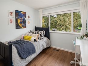 9625 164th Avenue NE, Redmond WA 98052