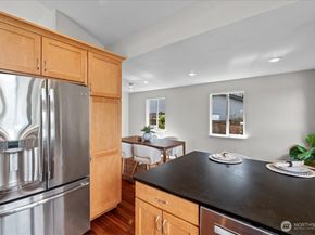 16813 NE 33rd Street, Bellevue WA 98008