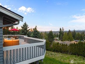16813 NE 33rd Street, Bellevue WA 98008