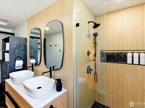 16813 NE 33rd Street, Bellevue WA 98008