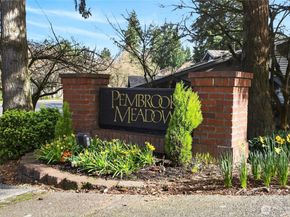 6640 114th Avenue SE, Bellevue WA 98006