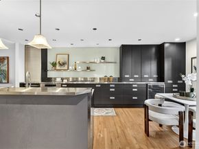 6640 114th Avenue SE, Bellevue WA 98006