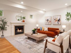 19540 159th Place NE, Woodinville WA 98072