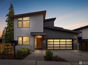 6038 50th Avenue NE, Seattle WA 98115