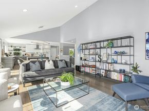 6065 NE 135th Street, Kirkland WA 98034