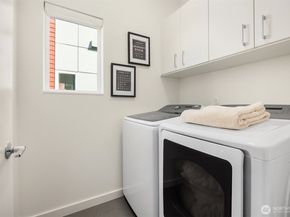 12526 15th Avenue NE D, Seattle WA 98125