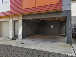12526 15th Avenue NE D, Seattle WA 98125