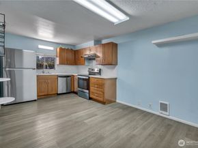 13704 37th Avenue S 59, Tukwila WA 98168