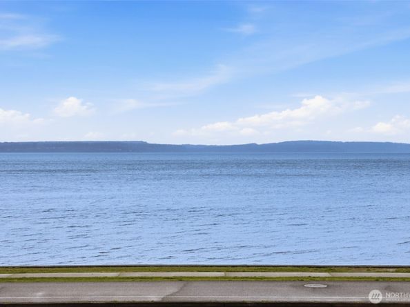 1600 Alki Avenue SW 202, Seattle WA 98116