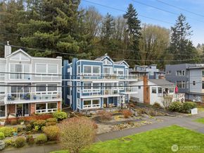 1600 Alki Avenue SW 202, Seattle WA 98116