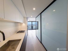 300 Virginia Street 3812, Seattle WA 98121