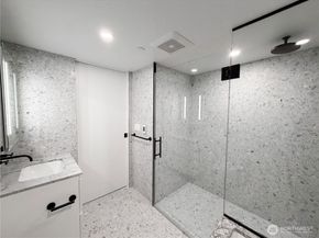 300 Virginia Street 3812, Seattle WA 98121