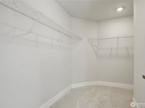 6302 SW 206th Pl, Lynnwood WA 98036