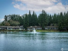 6439 139th Avenue NE 25, Redmond WA 98052