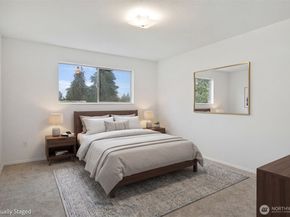 2301 NE 65th Street 406, Seattle WA 98115