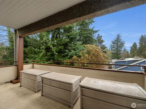 2301 NE 65th Street 406, Seattle WA 98115