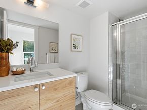 706 Newport Way NW, Issaquah WA 98027