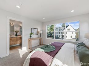 706 Newport Way NW, Issaquah WA 98027