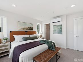 706 Newport Way NW, Issaquah WA 98027