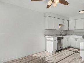 16419 Spruce Way D1, Lynnwood WA 98037