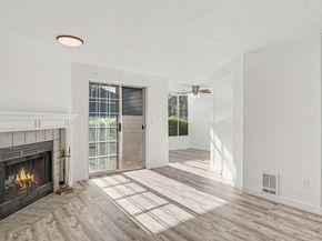 16419 Spruce Way D1, Lynnwood WA 98037