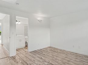 16419 Spruce Way D1, Lynnwood WA 98037