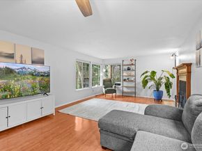 27831 S 20th Place, Federal Way WA 98003