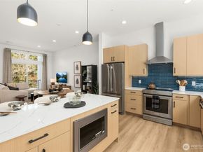 16012 SE 31st Lane, Bellevue WA 98008
