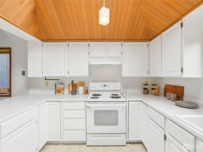 2545 NE 95th Street, Seattle WA 98115