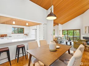 2545 NE 95th Street, Seattle WA 98115