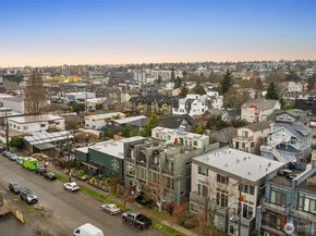 822 NW 49th Street A, Seattle WA 98107