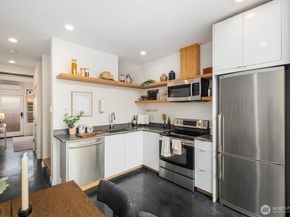 822 NW 49th Street A, Seattle WA 98107