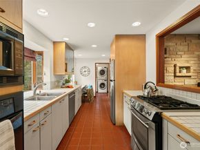 23312 Robin Hood Drive, Edmonds WA 98020