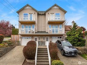 3201 23rd Avenue W, Seattle WA 98199