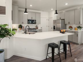 9426 S 237th Street, Kent WA 98031