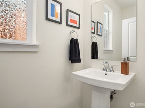 9426 S 237th Street, Kent WA 98031