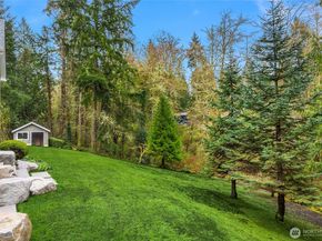 8421 NE Grizdale Lane, Bainbridge Island WA 98110