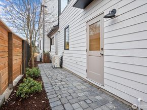 3407 NW 57th Street, Seattle WA 98107