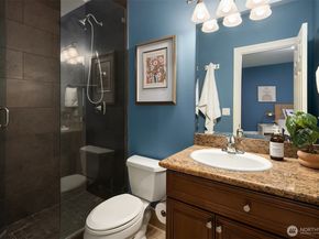 9810 SE 35th Place, Mercer Island WA 98040