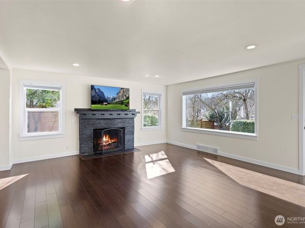 12046 12 Avenue NE, Seattle WA 98125