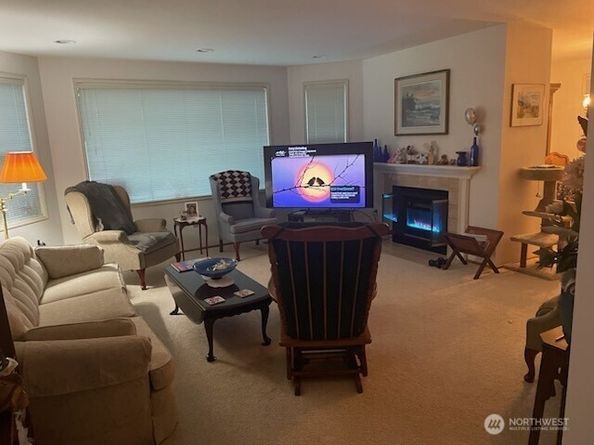 4117 221st Place SE 1076, Issaquah WA 98029