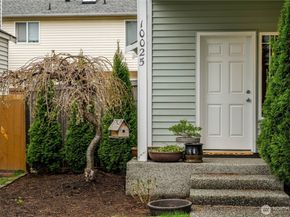 10025 2nd Place SE, Lake Stevens WA 98258