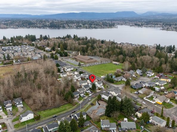 10025 2nd Place SE, Lake Stevens WA 98258