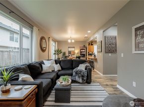 10025 2nd Place SE, Lake Stevens WA 98258