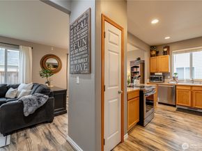 10025 2nd Place SE, Lake Stevens WA 98258