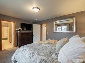 10025 2nd Place SE, Lake Stevens WA 98258