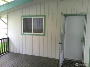 10615 18th Avenue SW, Seattle WA 98146