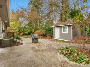 130 110th Place SE, Bellevue WA 98004
