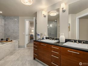 1920 4th Avenue 2702, Seattle WA 98101